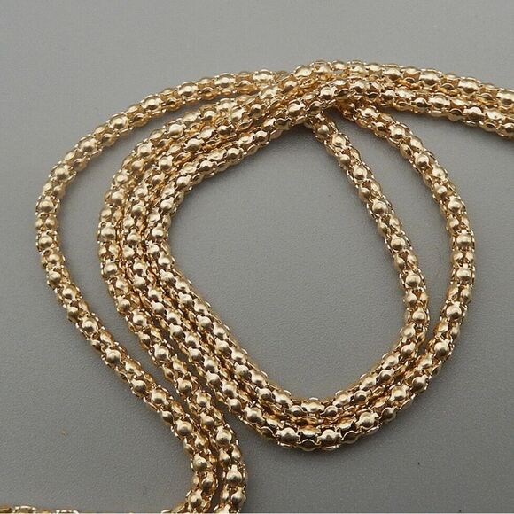 🦋 Betsey Johnson sparkling crystal butterfly pendant necklace 🦋 - Picture 3 of 3